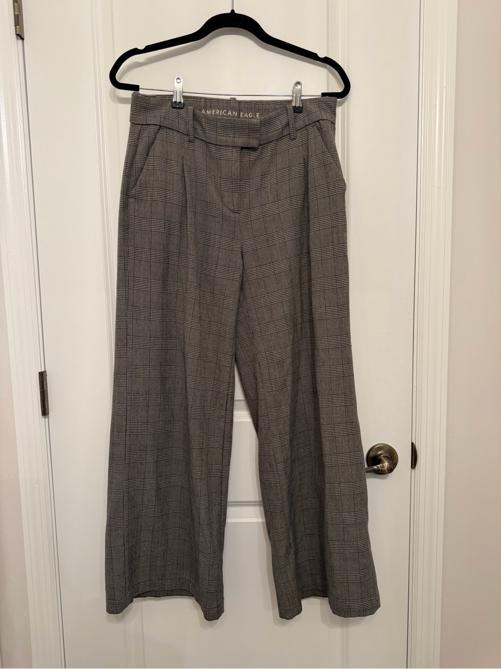 American Eagle Outfitters Gray Plaid Wide-Leg Pants